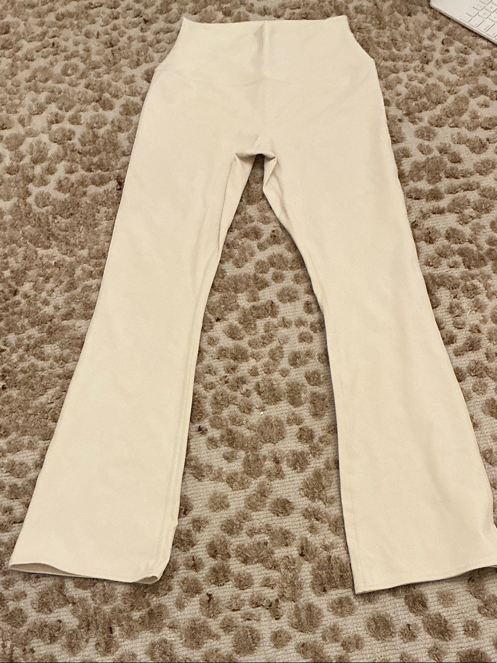 ALO Yoga Kids Cream Flare Leggings
